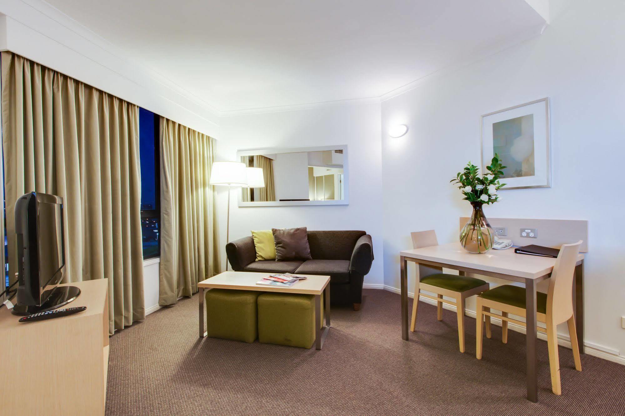 Adina Apartment Hotel Brisbane Ngoại thất bức ảnh